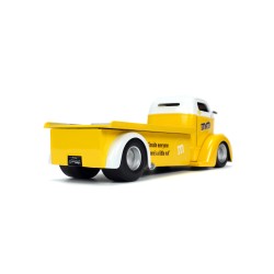 Ford COE Flatbed W/M&M's Yellow Figure HOLLYWOOD RIDES 1947 - Jada