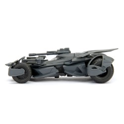 Batmobile Justice League DC COMICS 2017 - Jada