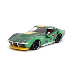 Chevrolet Corvette Stingray W/ Cammy Figure HOLLYWOOD RIDES 1969 - Jada