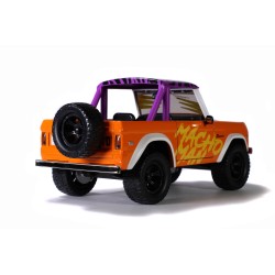Ford Bronco W/ Macho man's Figure HOLLYWOOD RIDES 1973 - Jada