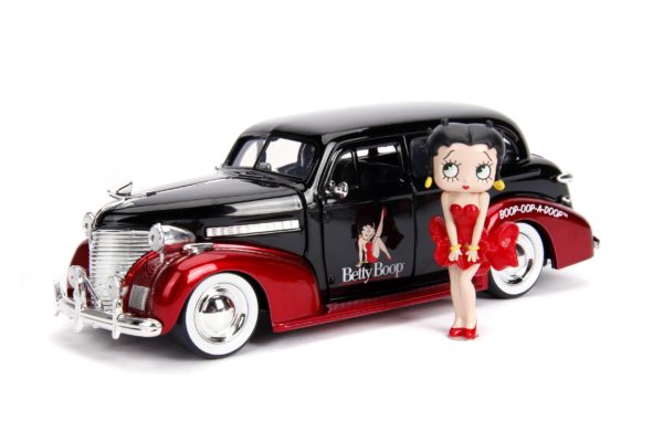 Chevrolet Chevy Master Deluxe W/Betty Boop Figure - 1939