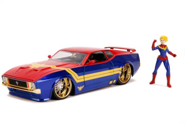 Ford Mustang Mach 1 W/Captain Marvel  1973