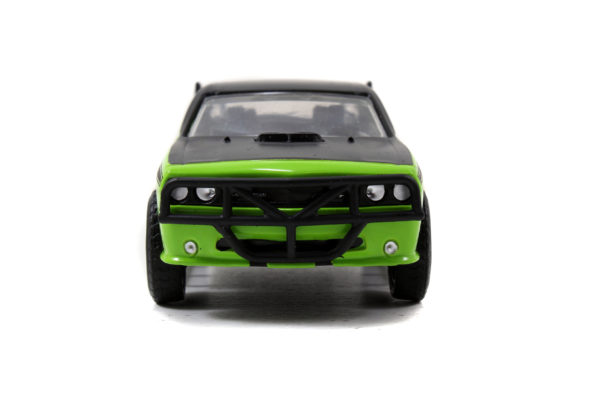 Dodge Challenger SRT8 Off Road Free Rolling